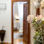 De La Guardia Suite Rosal